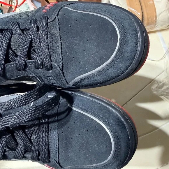 Converse Black and Red Men's Shoes - Picture 5 of 9